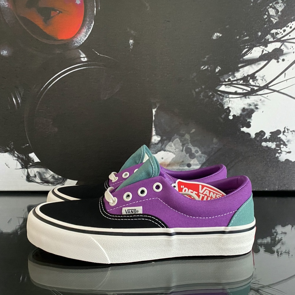 WOMENS VANS UA ERA SF BLACK AND PURPLE - NEW - Picture 3 of 9